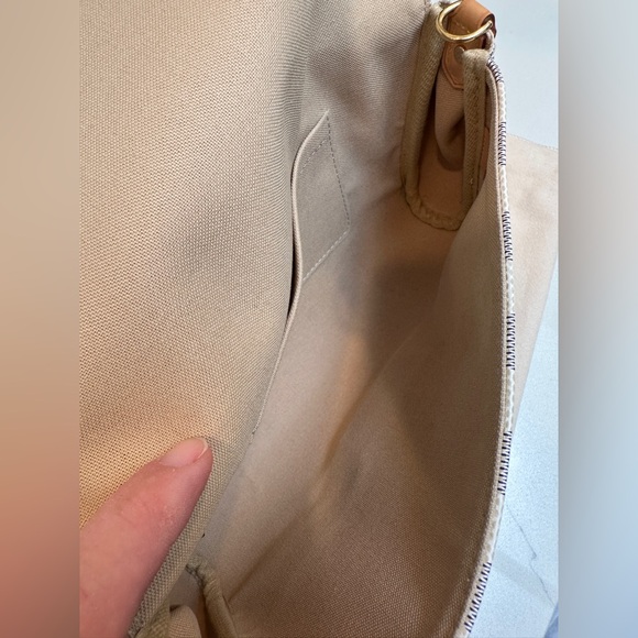 Louis Vuitton Damier Azur Favorite MM - Picture 10 of 15